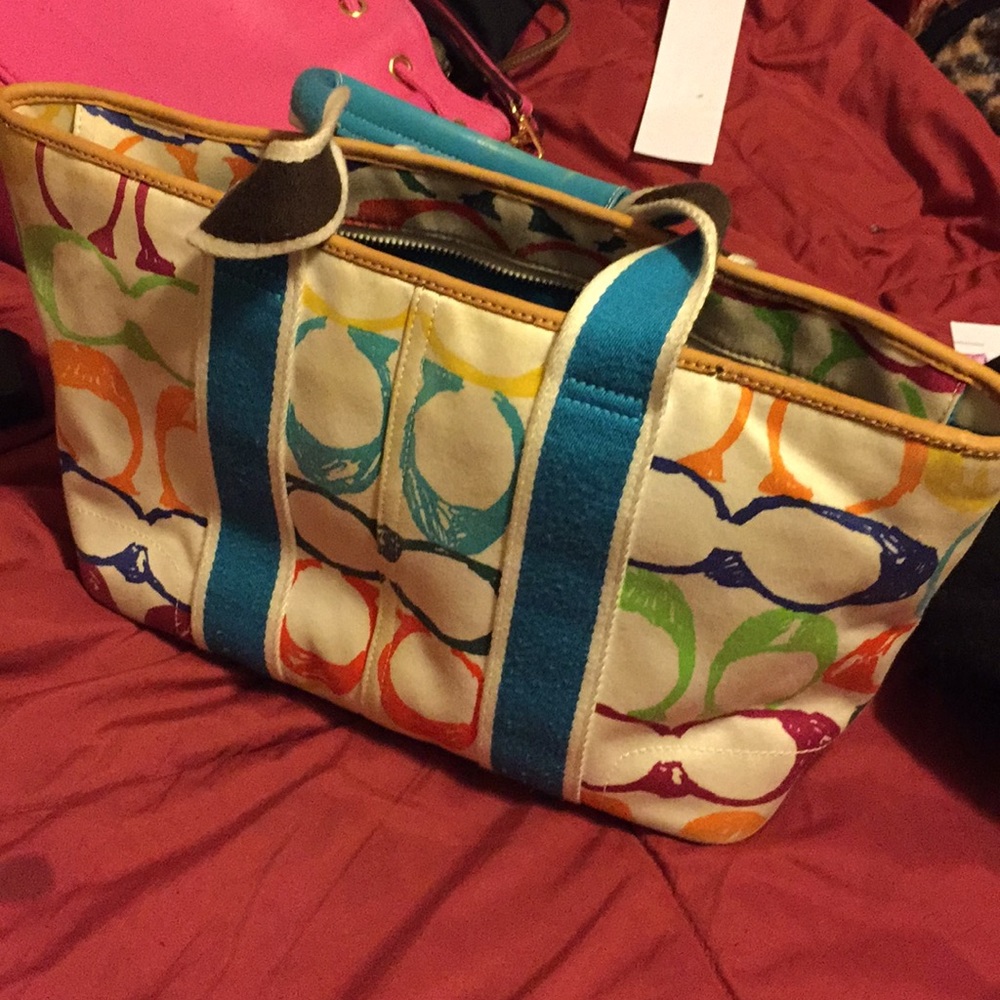 Authentic Coach handbag - Picture 4 of 4